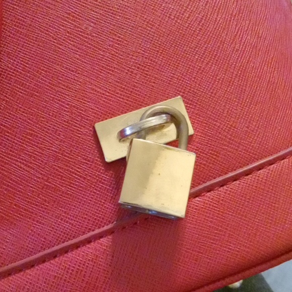 CROSSBODY/HANDBAG 👜 - Picture 6 of 6